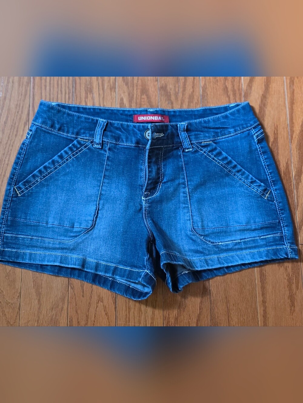 UNIONBAY Women's Dark Blue Denim Shorts.  SIZE 9